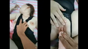 Cô bé cô bạn gái dâm cực đẹp